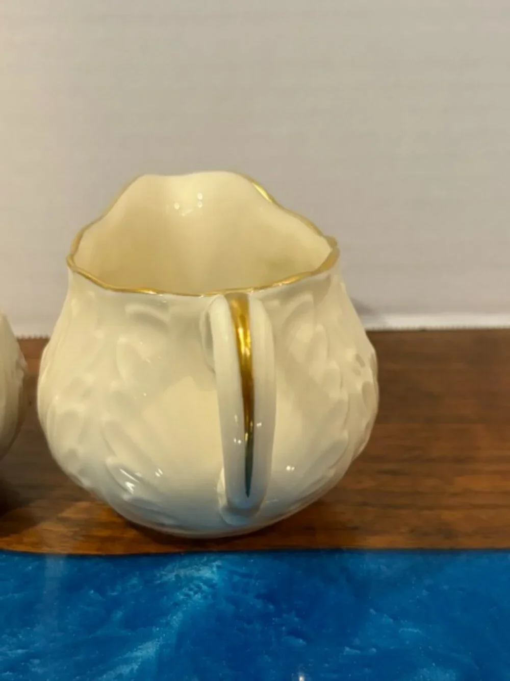 Lenox Cottage Acanthus Leaf Sugar Bowl & Creamer with 24k Gold Trim